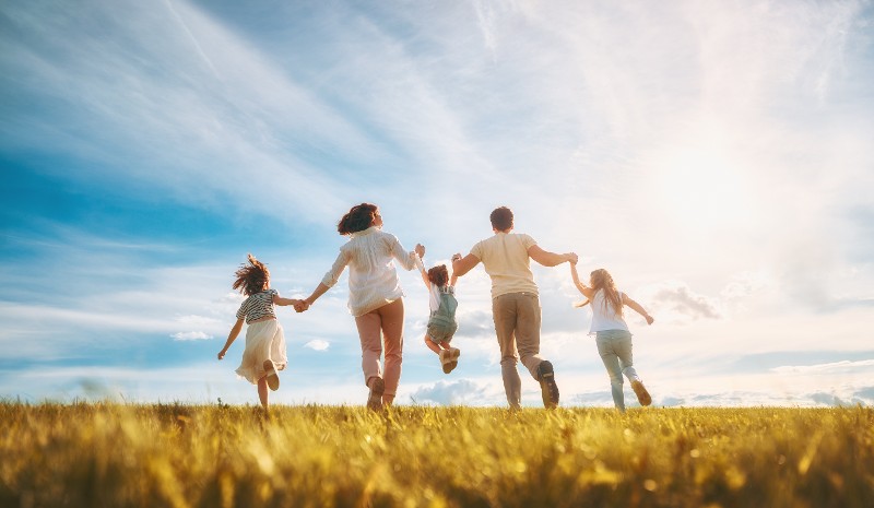 AdobeStock_329213610_Kinderbetreuungsgeld.jpeg